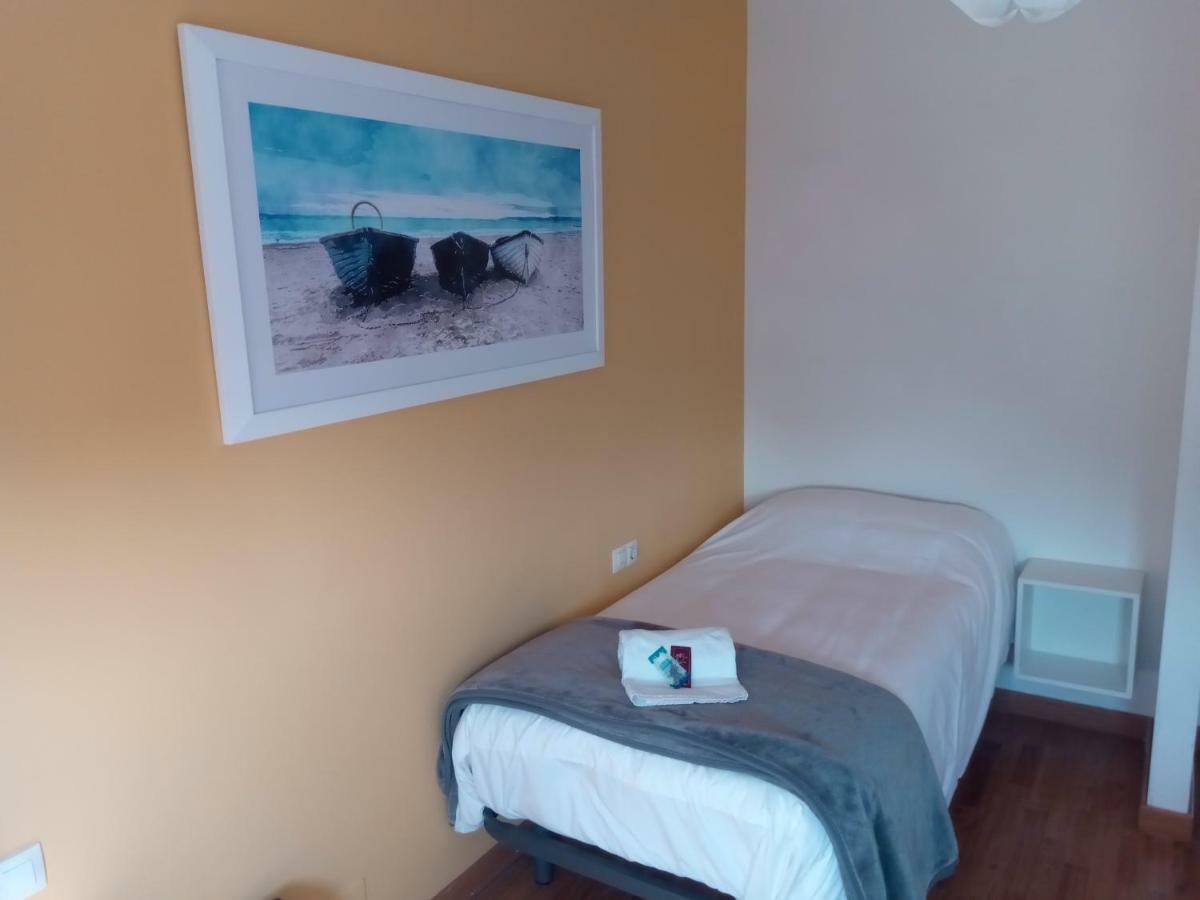 La Casona De Sarria Hostel Cameră foto